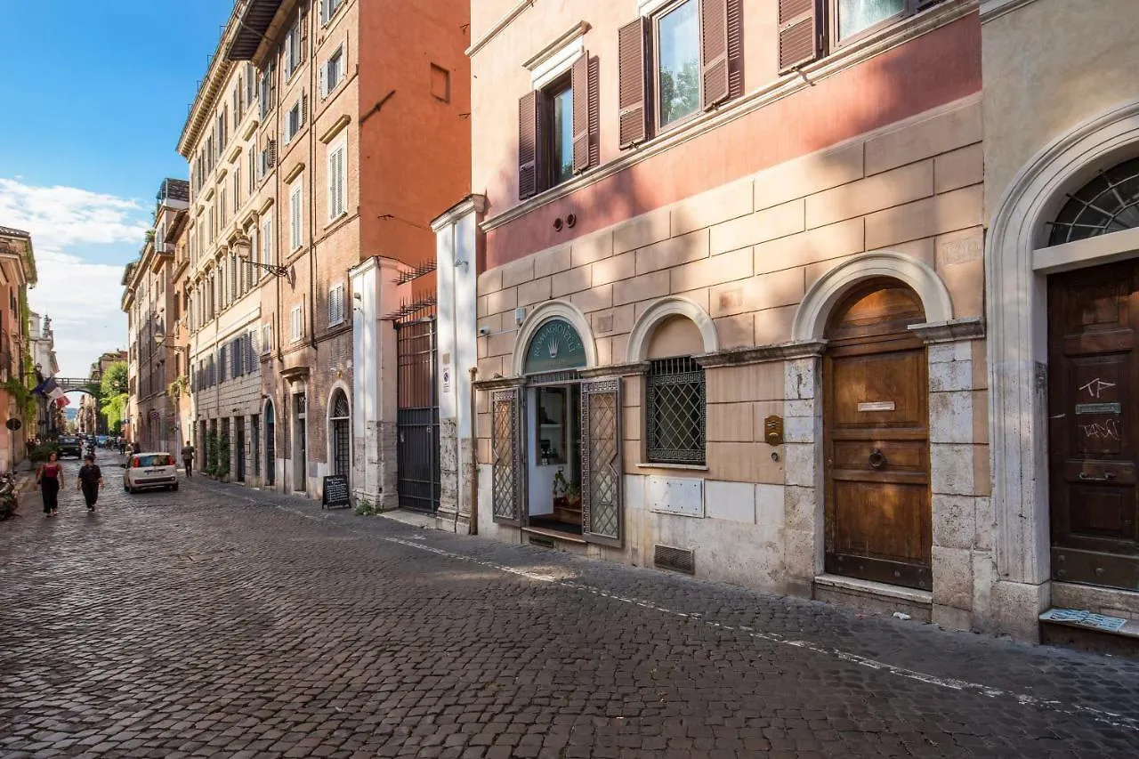 Campo Di Fiori 2 Bedroom Via Giulia Rome